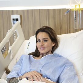 Zangeres Daisy Talens borstvergroting @ Esteworld