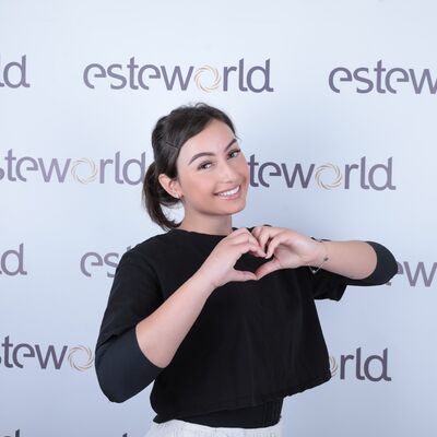 De BBL en liposuctie van Rebecca bij Esteworld