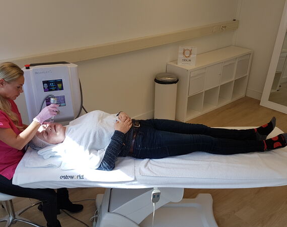 Scarlet-S (facelift zonder operatie)