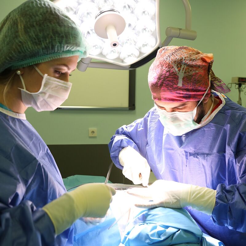 2 zusjes neuscorrectie bij Esteworld