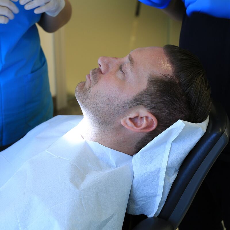 Via 3 vrienden bij Esteworld voor facings en kronen