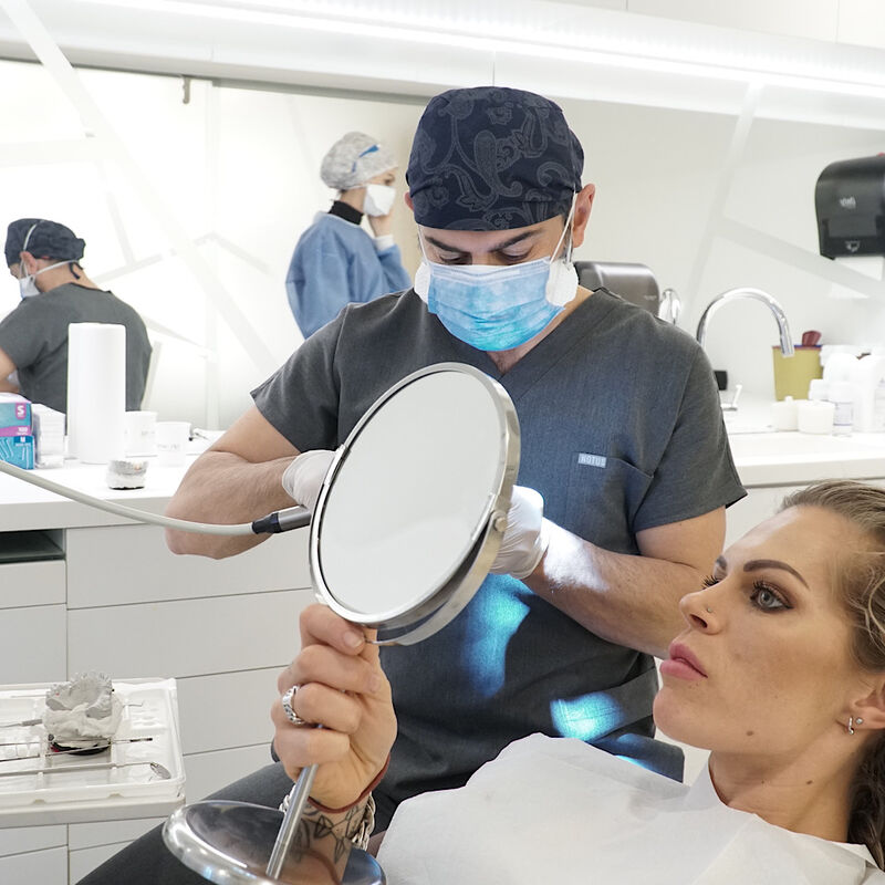 @EvelienNellen voor kronen en facings naar Turkije