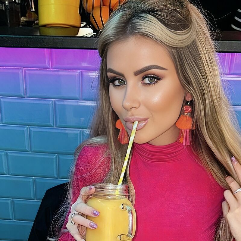 Influencer @cleoxevie. Echt mijn droom neusje! 