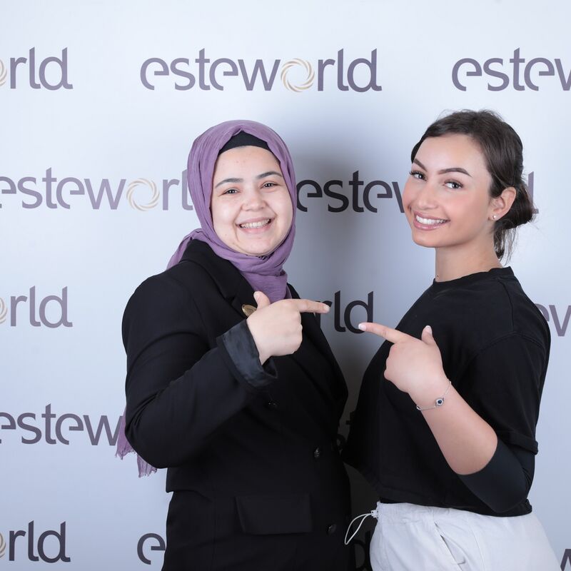 De BBL en liposuctie van Rebecca bij Esteworld