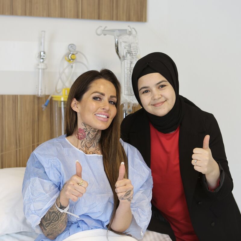 Zangeres Daisy Talens borstvergroting @ Esteworld