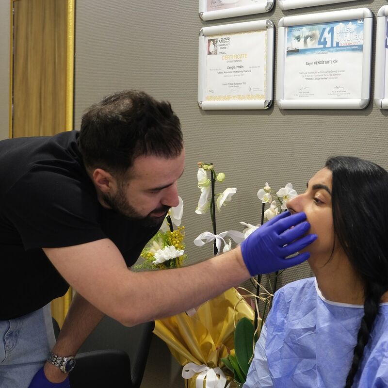 Neus en borstcorrectie voor Nicole