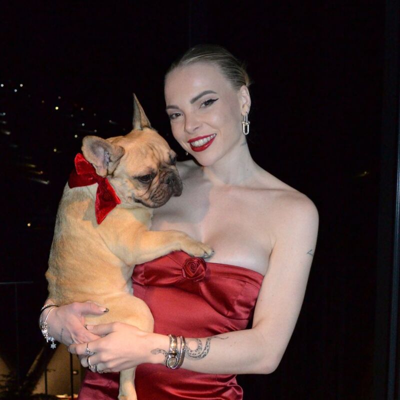 Marilena, waarom Esteworld voor mijn Neus en borsten?