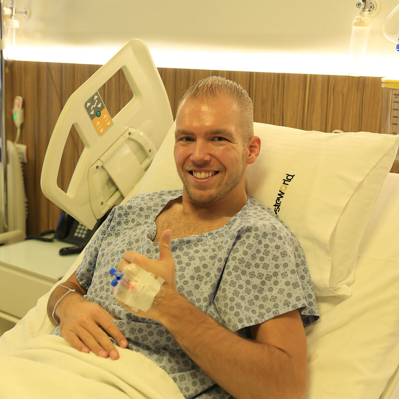 Joris, Buikwandcorrectie na 90 kilo vetverlies.